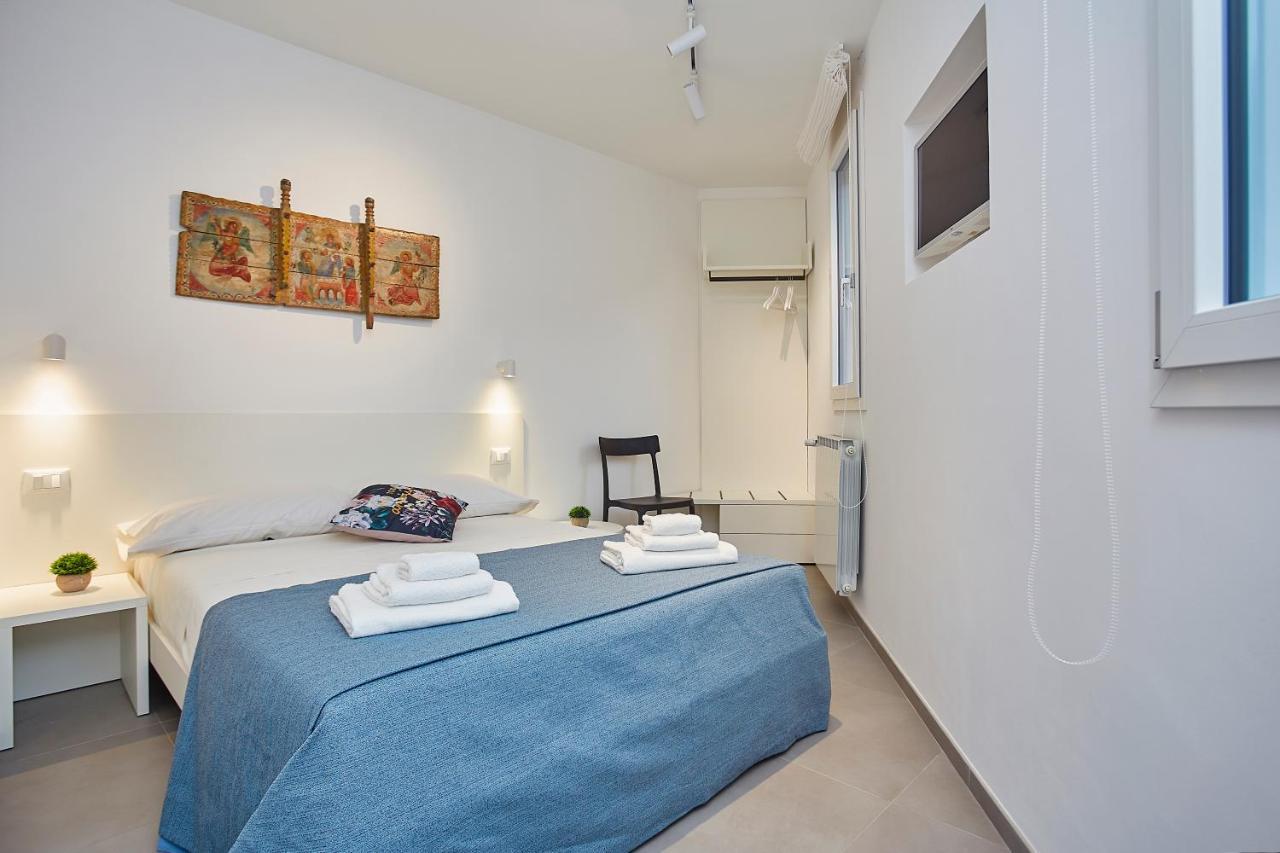 Porta Del Golfo Apartments & Suites Castellammare del Golfo Eksteriør billede