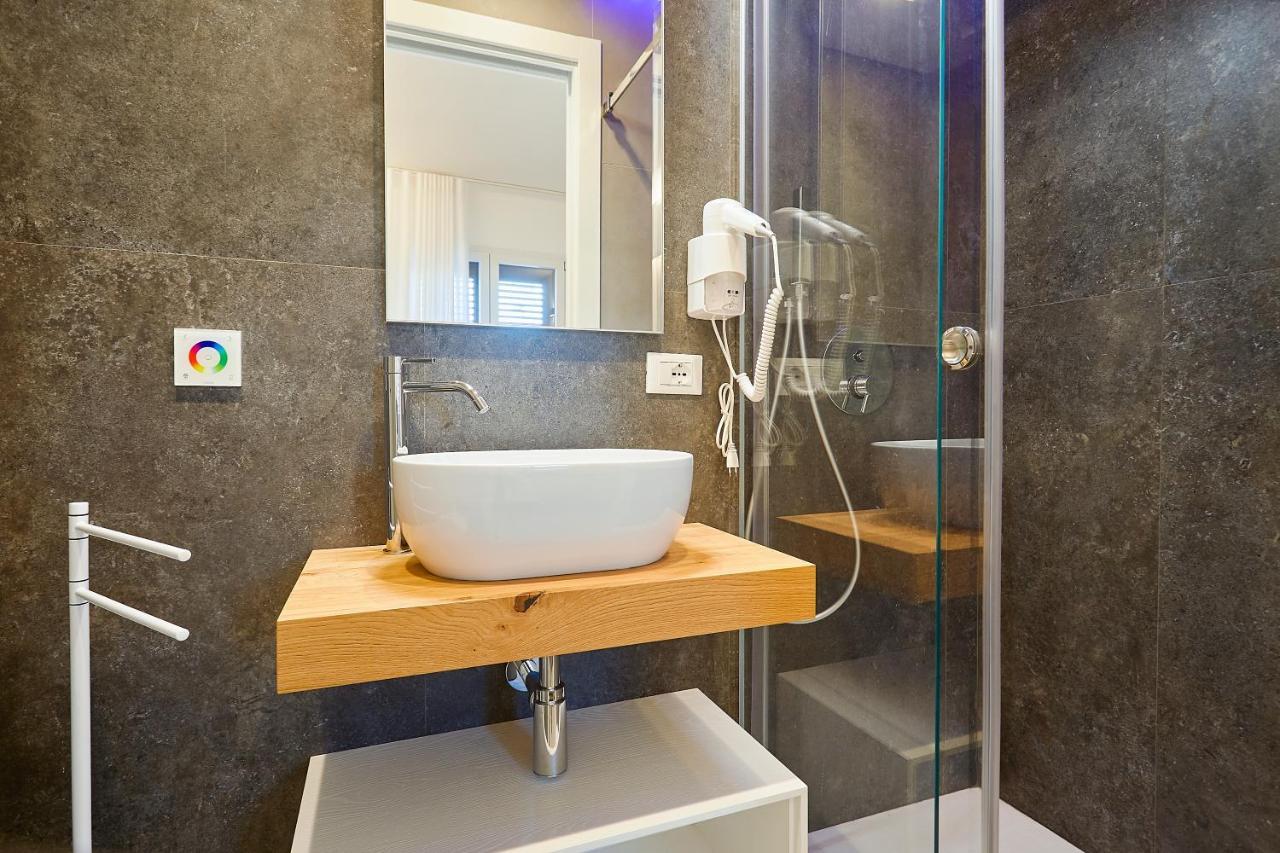 Porta Del Golfo Apartments & Suites Castellammare del Golfo Eksteriør billede