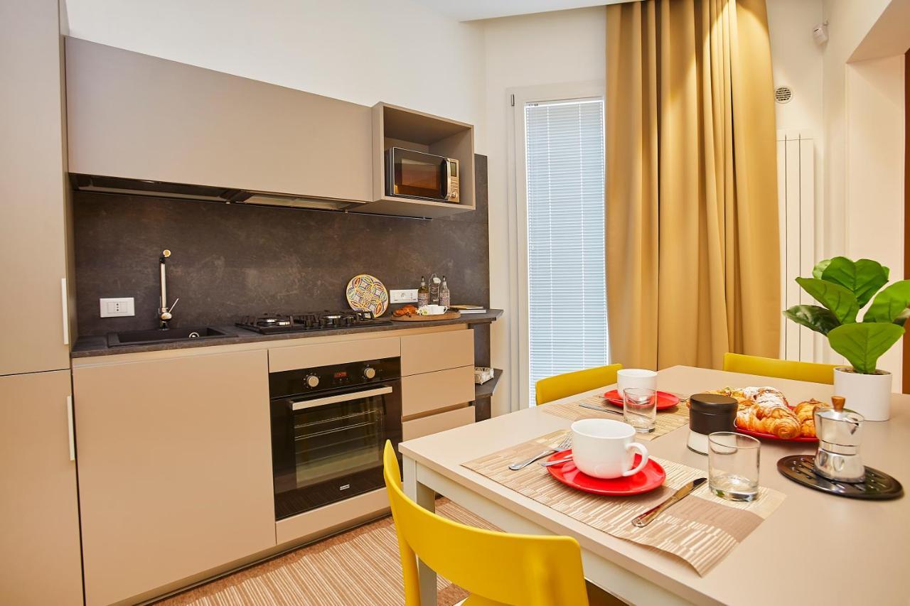 Porta Del Golfo Apartments & Suites Castellammare del Golfo Eksteriør billede