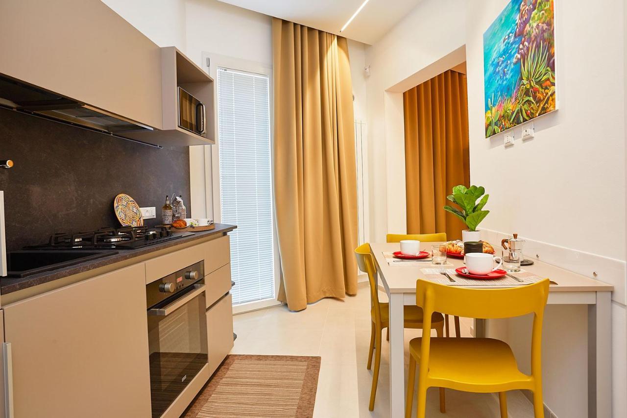 Porta Del Golfo Apartments & Suites Castellammare del Golfo Eksteriør billede